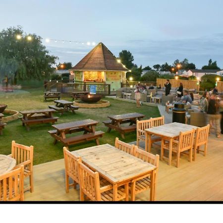 Private Rented Caravan Situated At Southview Holiday Park Winthorpe  المظهر الخارجي الصورة